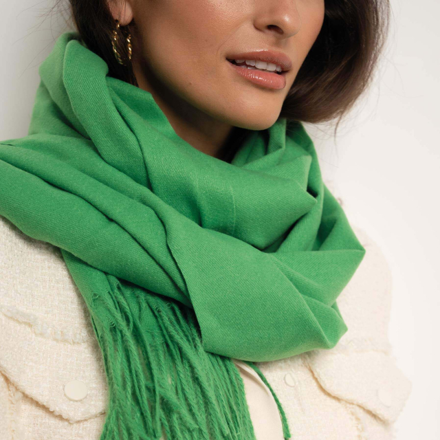 Echarpe Kim unie verte Echarpe Femme - Bijoux et accessoires pas chers pour femme Luzaka Ref.10097