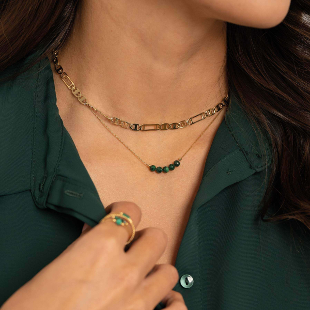 Collier Joan acier doré or: Trouver les plus beaux bijoux femme de la saison