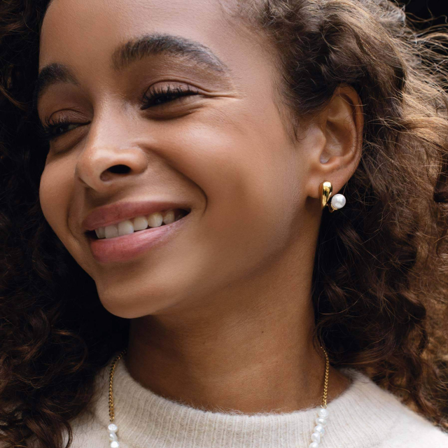 Large choix de Boucles d'oreilles  de bijoux en acier