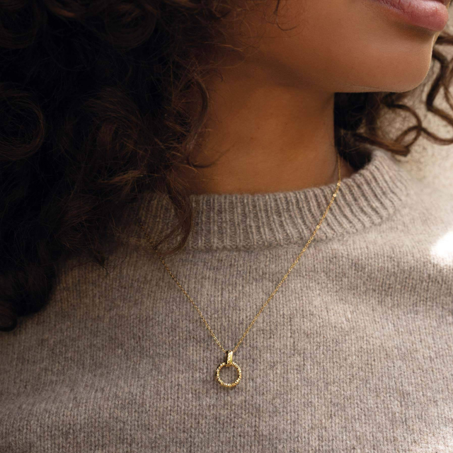 Large choix de Collier - Pendentif de bijoux en acier