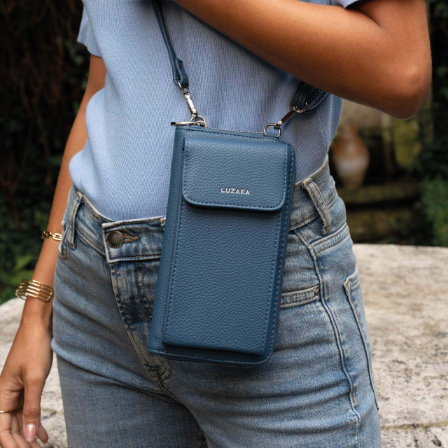 Large choix de Sac à main  de bijoux en acier, de montres et de sacs à main sur luzaka.com. Sac Portefeuille vertical bleu jean  - Réf : 11463