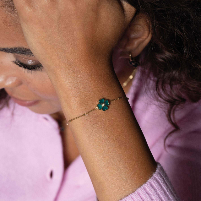 Large choix de Bracelet  de bijoux en acier