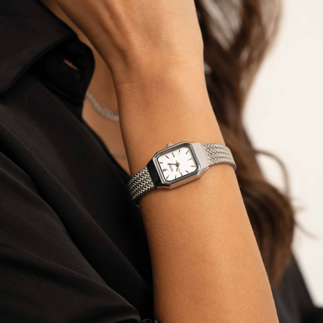 Montre Mila acier argentée: Trouver les plus belles montres femme de la saison