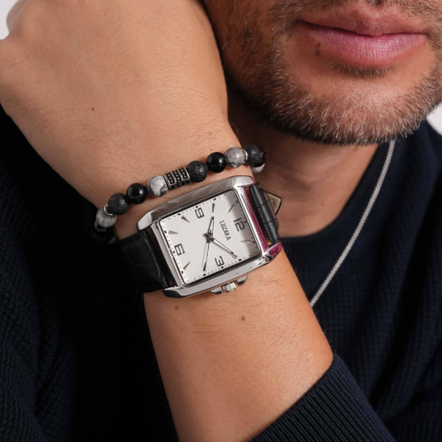 Montre Arthur noire : Trouver les plus belles montres femme de la saison