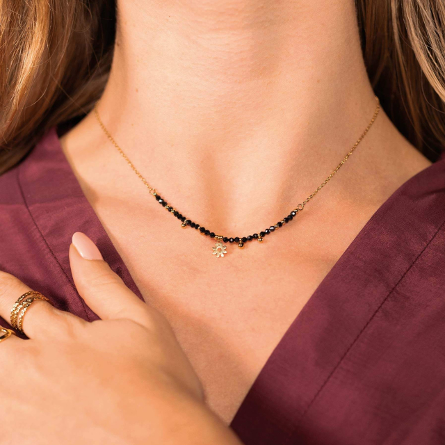 Collier Laurie Obsidienne acier doré or: Trouver les plus beaux bijoux femme de la saison