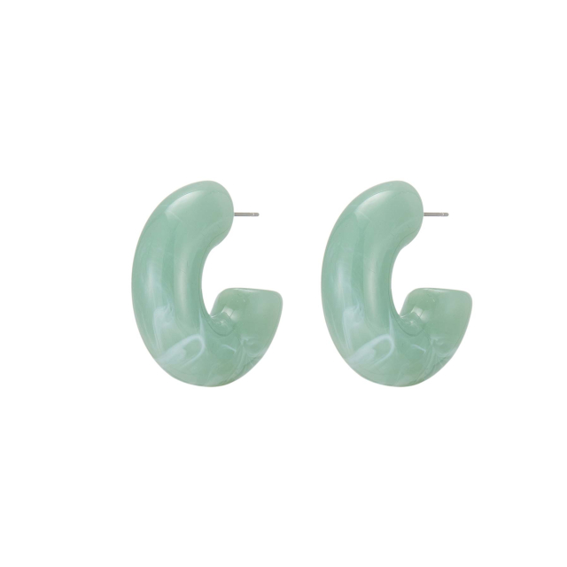 Large choix de Boucles d'oreilless de bijoux en acier