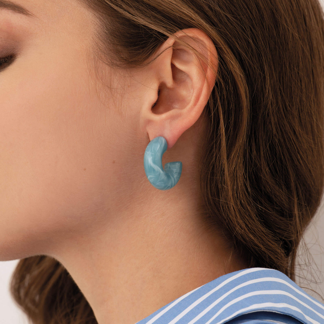 Boucles résine bleue