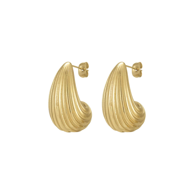 Large choix de Boucles d'oreilles de bijoux en acier, de montres et de sacs à main sur luzaka.com. Boucles Astrid acier doré or - Réf : 11055