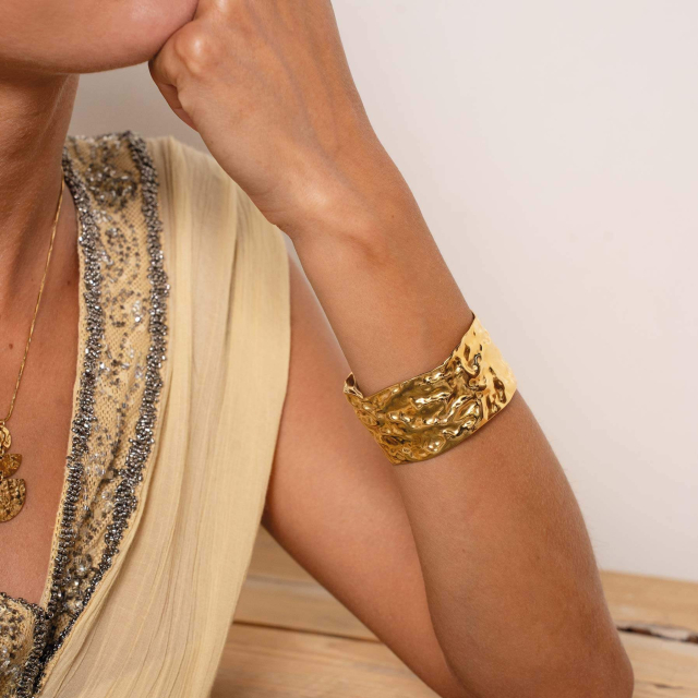 Large choix de Bracelet  de bijoux en acier