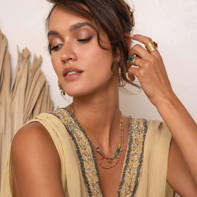 Large choix de Collier - Pendentif  de bijoux en acier