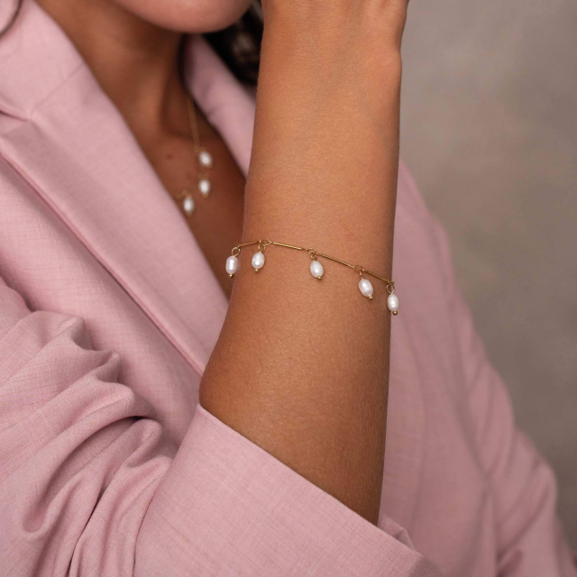 Large choix de Bracelet  de bijoux en acier