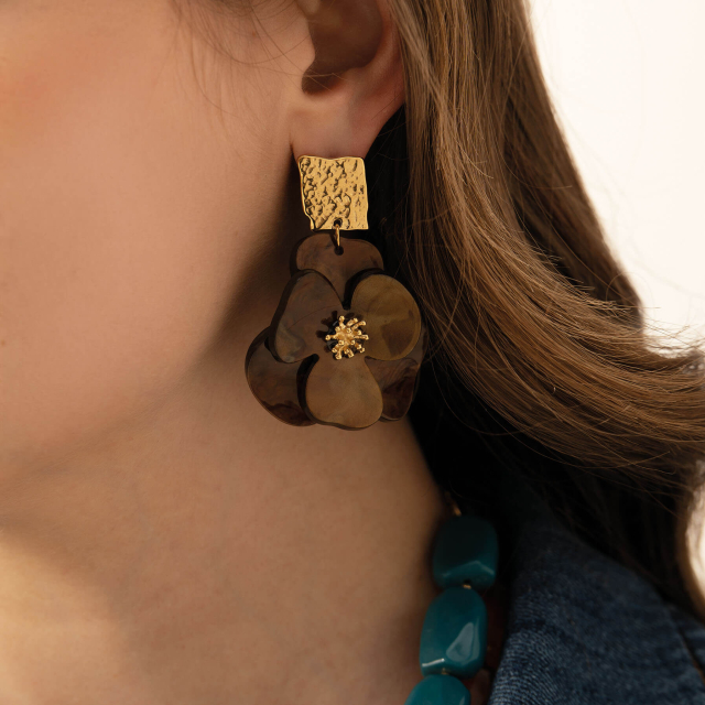 Boucles résine marrons acier doré or