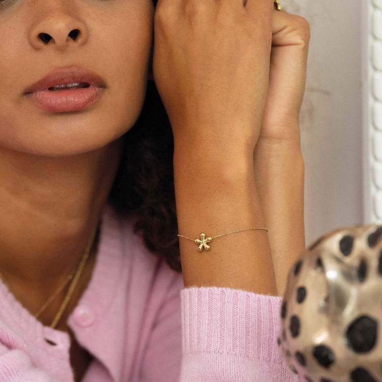 Large choix de Bracelet  de bijoux en acier, de montres et de sacs à main sur luzaka.com. Bracelet Aurélia acier doré or - Réf : 11349