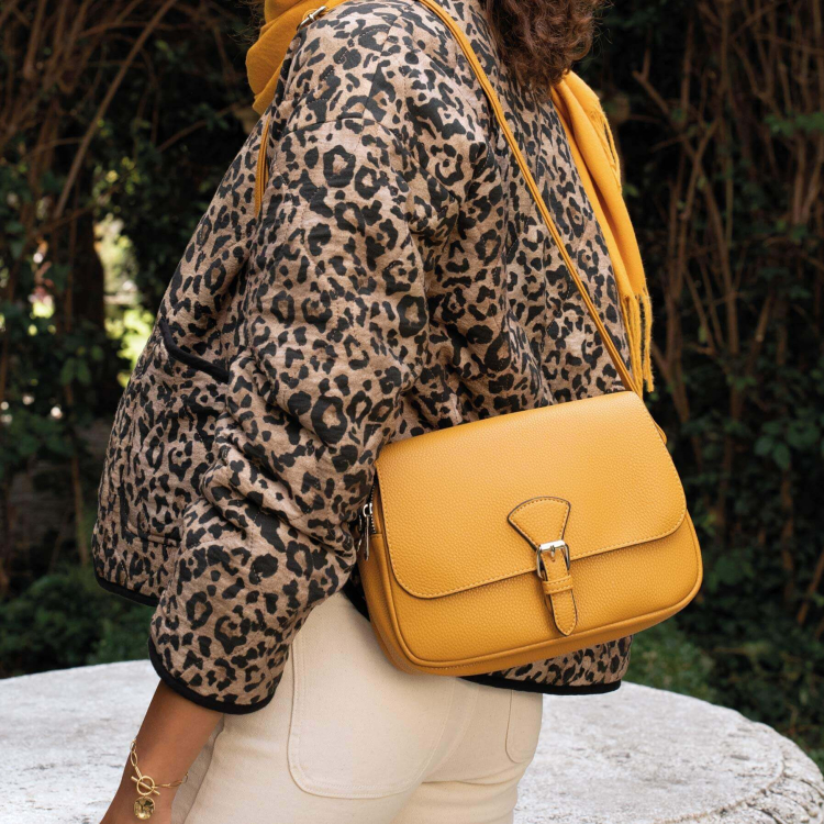 Sac à Main Femme Alex Max – Alpaga Marron – Bandoulière Chaîne Dorée – Neuf Avec étiquettes