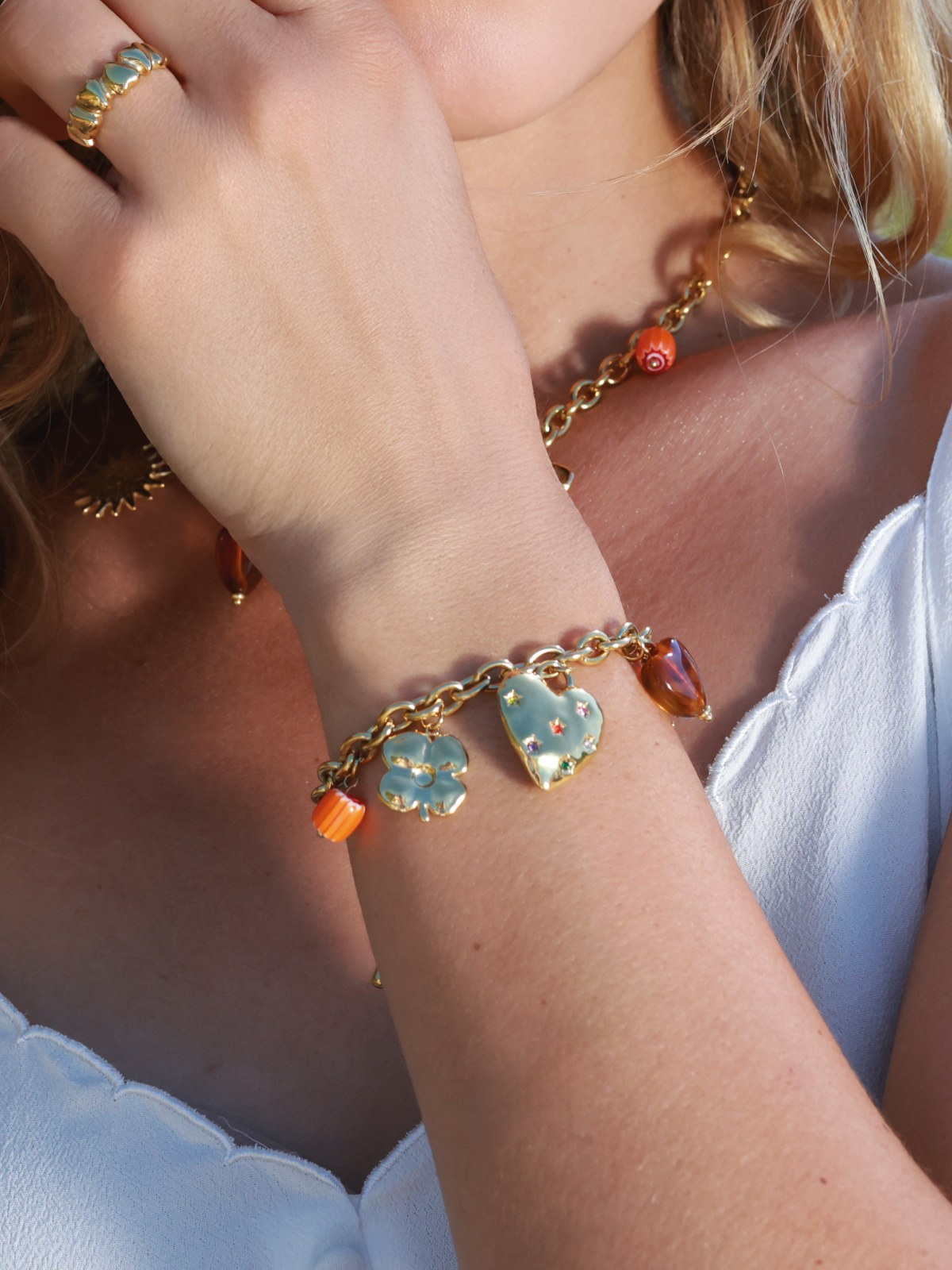 <p style="margin-bottom: 40px"><span style= "letter-spacing: 0px; font-family: 'Oswald'; font-weight: 600; text-decoration: none;">BRACELETS</span></p> Bracelets Luzaka